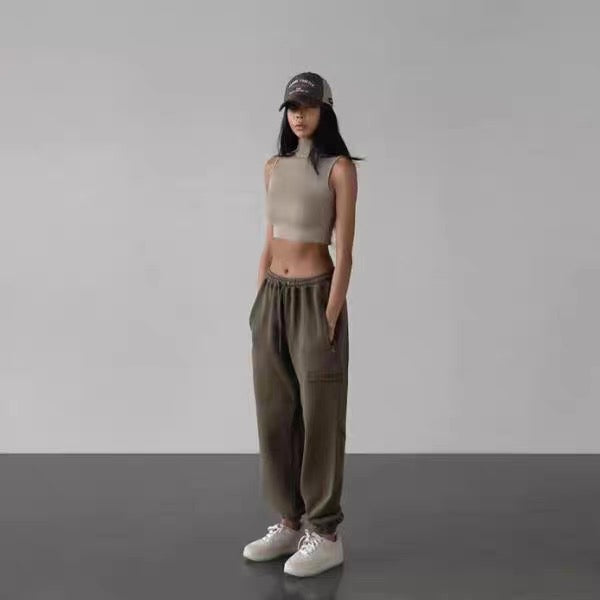 Built-In Pad Backless Cropped Top